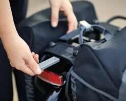 Bontrager MIK Commuter Gepäckträger Doppeltasche | Black -Cube Verkäufe bontrager mik commuter gepcktrger doppeltasche black 003 85972 2200x1760 1280x1280