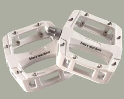 BRAVE Pedale "Airbase" | Weiß -Cube Verkäufe brave pedale airbase wei 002 32692 600x480 1280x1280