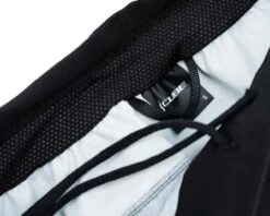Cube Blackline Regen-Shorts | Black -Cube Verkäufe cube blackline regen shorts black xxxl 005 85489 2200x1760 1280x1280