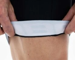 Cube Teamline Bib-Shorts | Black´n´blue´n´red -Cube Verkäufe cube teamline bib shorts blacknbluenred xxxl 005 85502 2200x1760 1280x1280