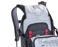 Evoc FR Enduro Blackline 16 Liter Fahrradrucksack | Black -Cube Verkäufe evoc fr enduro blackline 16 liter fahrradrucksack black xl 003 36573 2200x1760 1280x1280