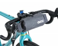 Evoc Handlebar Pack Boa L 5 Liter Lenkertasche | Carbon Grey -Cube Verkäufe evoc handlebar pack boa m 25 liter lenkertasche carbon grey 005 67046 2200x1760 1280x1280 1