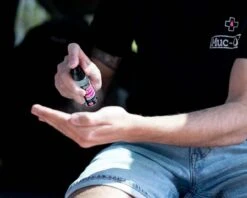 Muc-Off Antibakterielles Handspray 32ml -Cube Verkäufe muc off antibakterielles handspray 32ml 003 76932 2200x1760 1280x1280