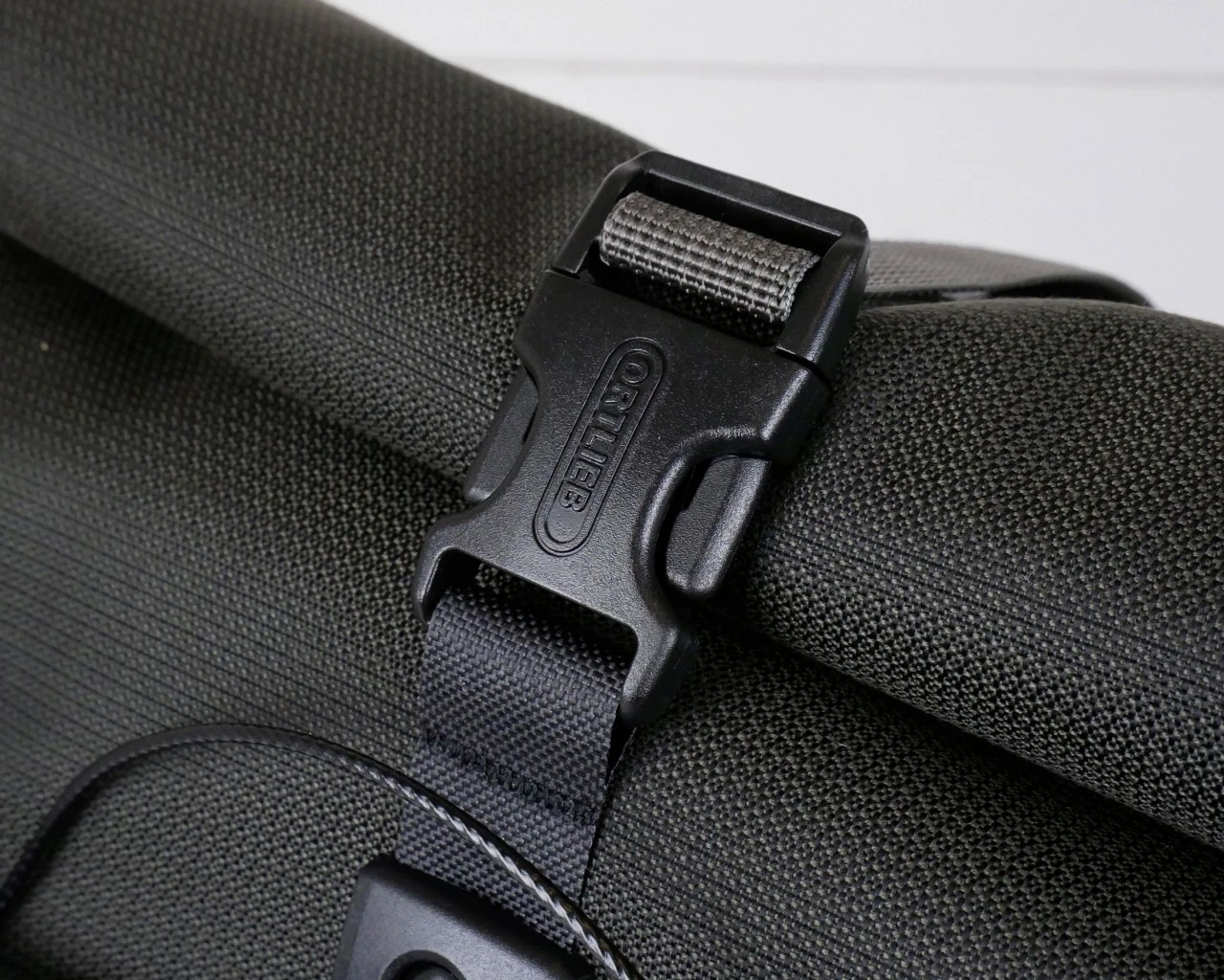 Ortlieb Back-Roller Urban QL3.1 Wasserdichte Fahrradtasche (Einzeltasche) | Ink – Bild 10