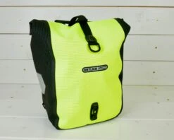 Ortlieb Front-Roller QL2.1 High Visibility Wasserdichte Fahrradtaschen (Paar) PVC-frei | Neon Gelb-s -Cube Verkäufe ortlieb front roller ql21 high visibility wasserdichte fahrradtaschen paar pvc frei neon gelb schwarz reflex 004 65110 2700x2160 1280x1280