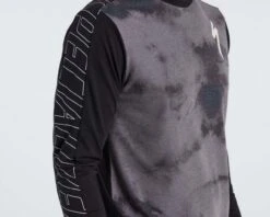 Specialized Altered-Edition Trail Trikot Langarm | Smoke -Cube Verkäufe specialized altered edition trail trikot langarm smoke xxl 003 84344 2200x1760 1280x1280